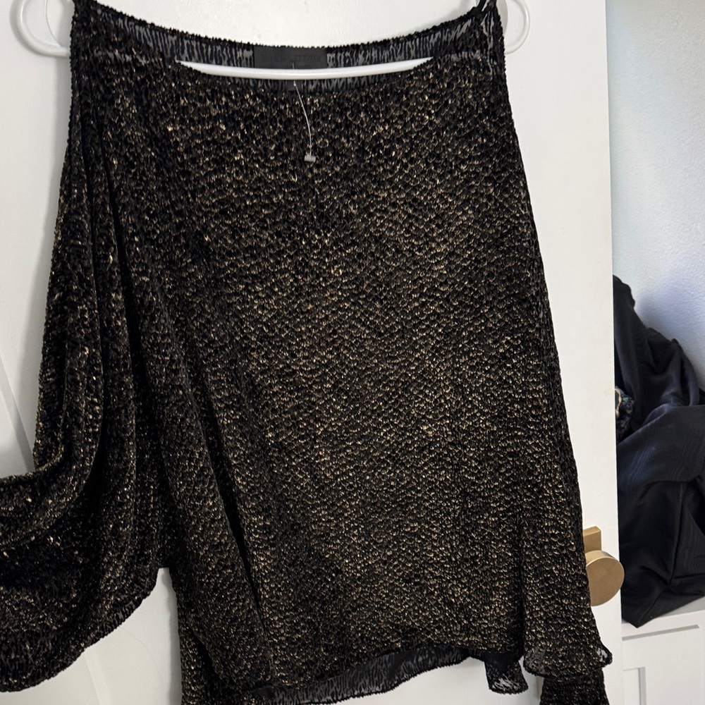 NILI LOTAN Black Gold Velvet Top